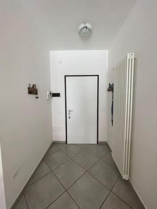 קרביה Appartamento Pinarella מראה חיצוני תמונה